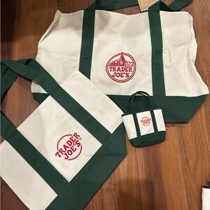Trader Joes viral Green and White  Tote Bag Set